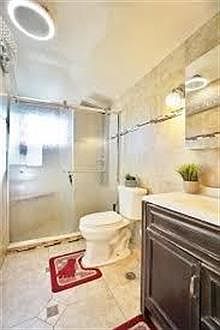 1st image of 82 Thornycroft Ave