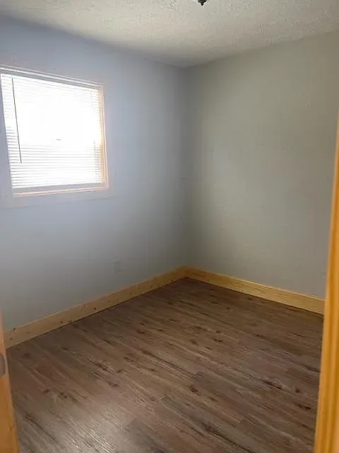 1 bed, 400 sqft, $630 — Photo 3