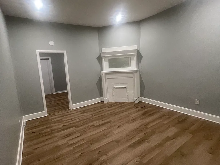 2116 Prospect St #3 — Photo 2