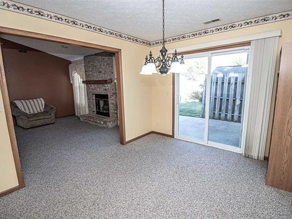4th image of 3145 Chelmsford Dr