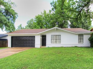 204 E Vicksburg St, Broken Arrow, OK 74011