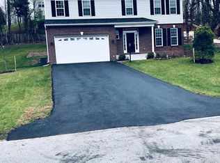 14212 Town Farm Rd, Upper Marlboro, MD 20774