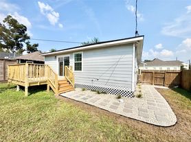 303 Enid St, Houston, TX