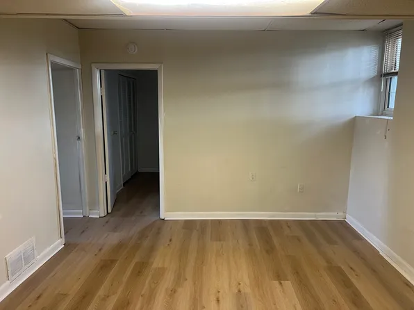 250 Browning Ln, Brooklawn, NJ