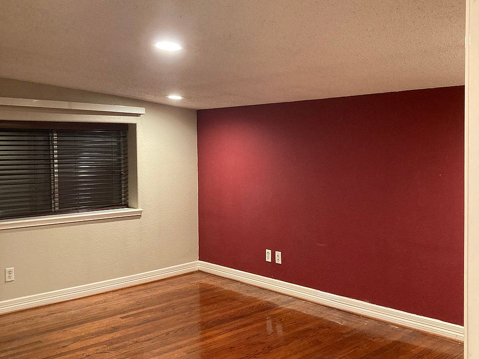 1st image of 12717 Eastgate Dr Suite 1