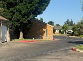 7166 N Fruit Ave APT 160, Fresno, CA