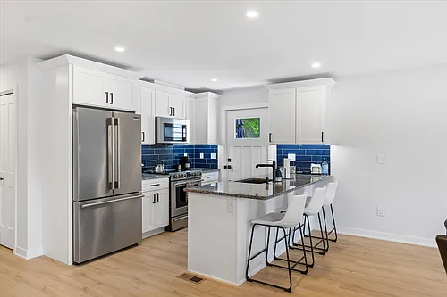 19 Willis St Photo 1