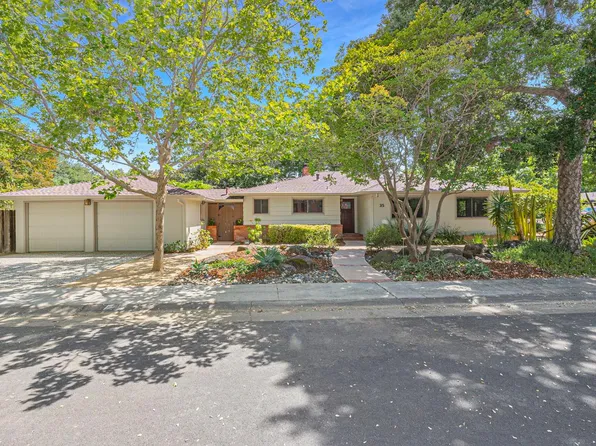 35 Parkside Dr, Davis, CA 95616