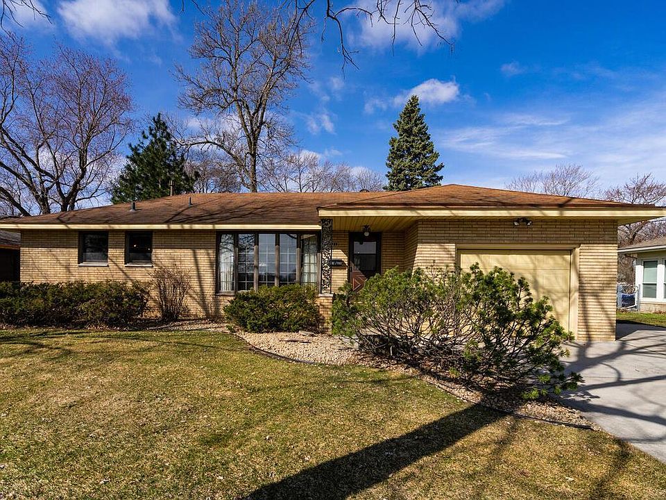 1st image of 7213 W Palmer Lake Dr