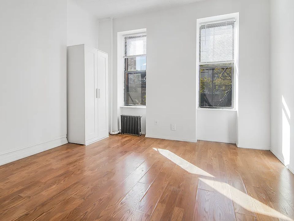 1st image of 17 Pike St #5D