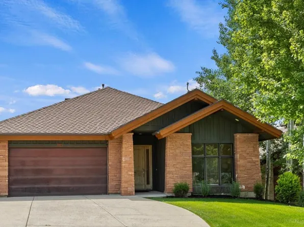 4859 E Eagleridge Dr, Eden, UT 84310