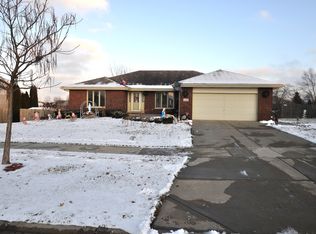19401 Cherry St, Mokena, IL 60448