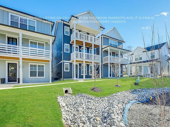 2nd image of 647 Vernon Ave #404