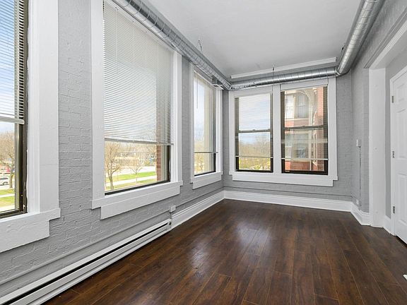 5th image of 5019 S Drexel Blvd Unit 2A