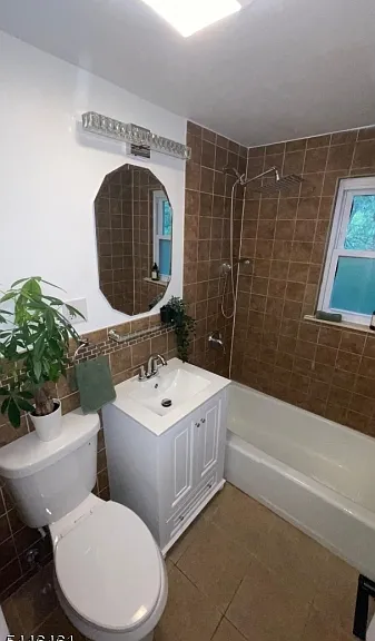 749 Linden Ave — Photo 7