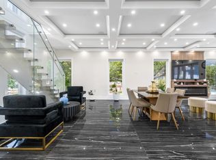 2798 E 43rd Ave, Vancouver, BC V5R 2Y9