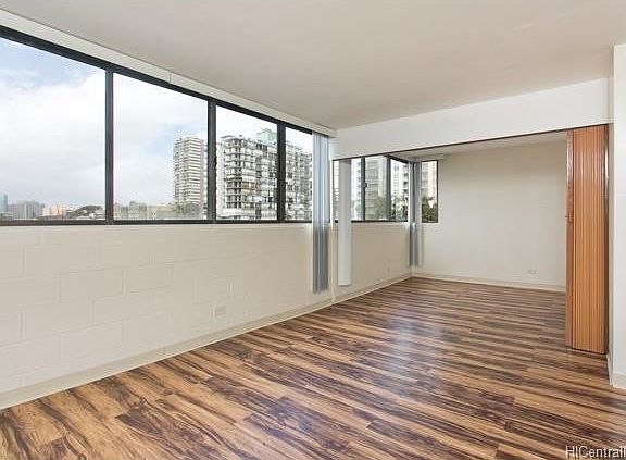 2nd image of 1040 Kinau St APT 907
