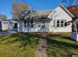 733 E Wells St, Bushnell, IL 61422
