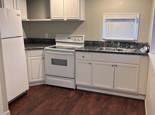 206 E Michigan St APT 6, Farwell, MI 48622