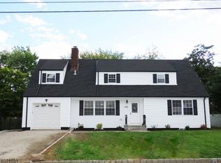 350 Minute Arms Rd, Union, NJ 07083