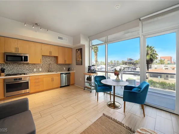 353 E Bonneville Ave Unit 215, Las Vegas, NV 89101
