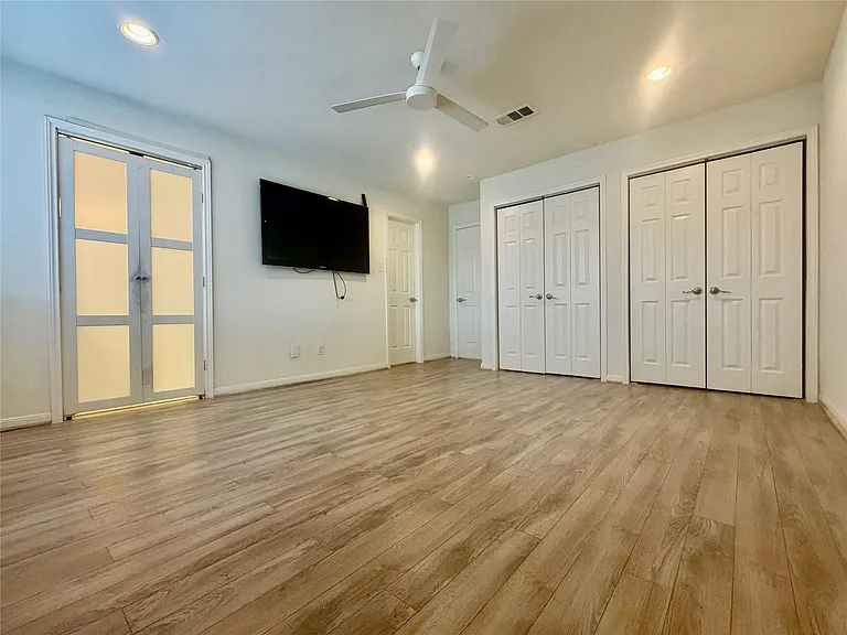 5800 Lumberdale Rd #89 — Photo 37
