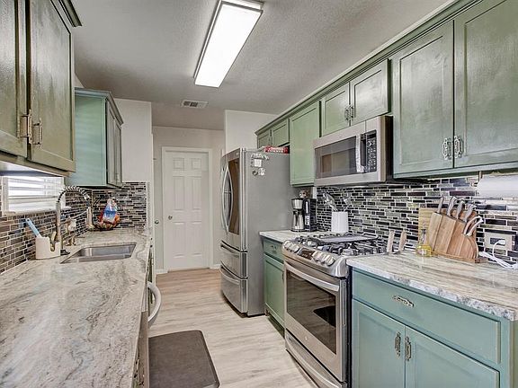 2nd image of 215 Wild Cat Dr #215