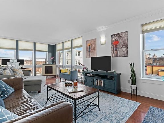 2nd image of 333 Atwells Ave #209