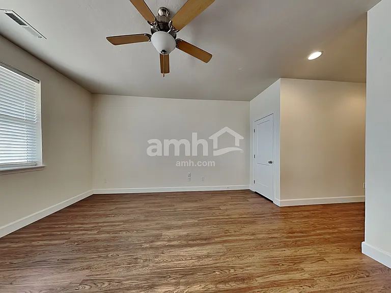 1511 S Horton St — Photo 7