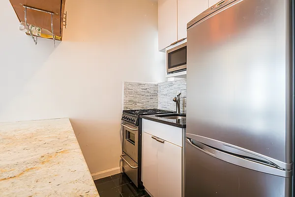 Sold by Samuel Realty Group LLC | media 8