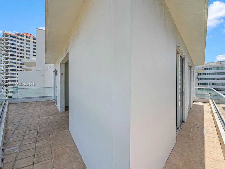 6362 Collins Ave #514 — Photo 13