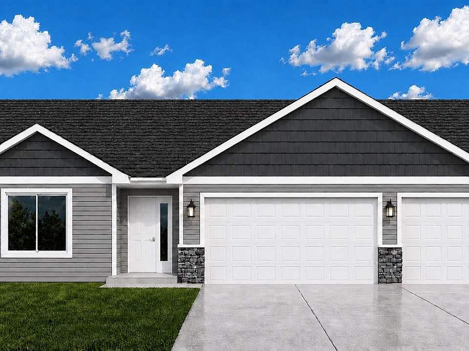 1st image of 282 Three Lakes Dr