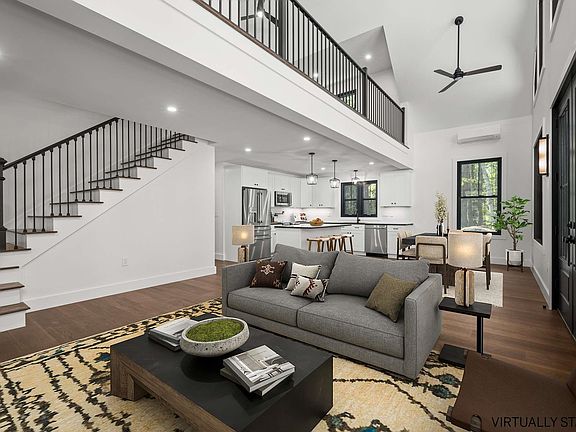 5th image of 141 Logging Road