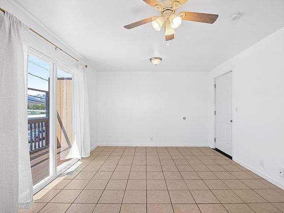 Ceiling Fan in Studio Apartment