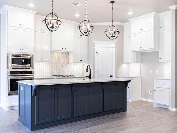 Homes by Taber Shiloh Half Bath Floor Plan-508 NW 199th St
