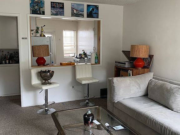 5th image of 4857-4863 1/2 Santa Cruz Ave #4863