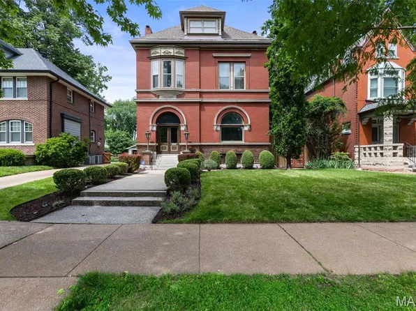 2935 Russell Blvd, Saint Louis, MO 63104