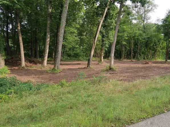 L25 Chestnut Court #25, Green Lake, WI 54941