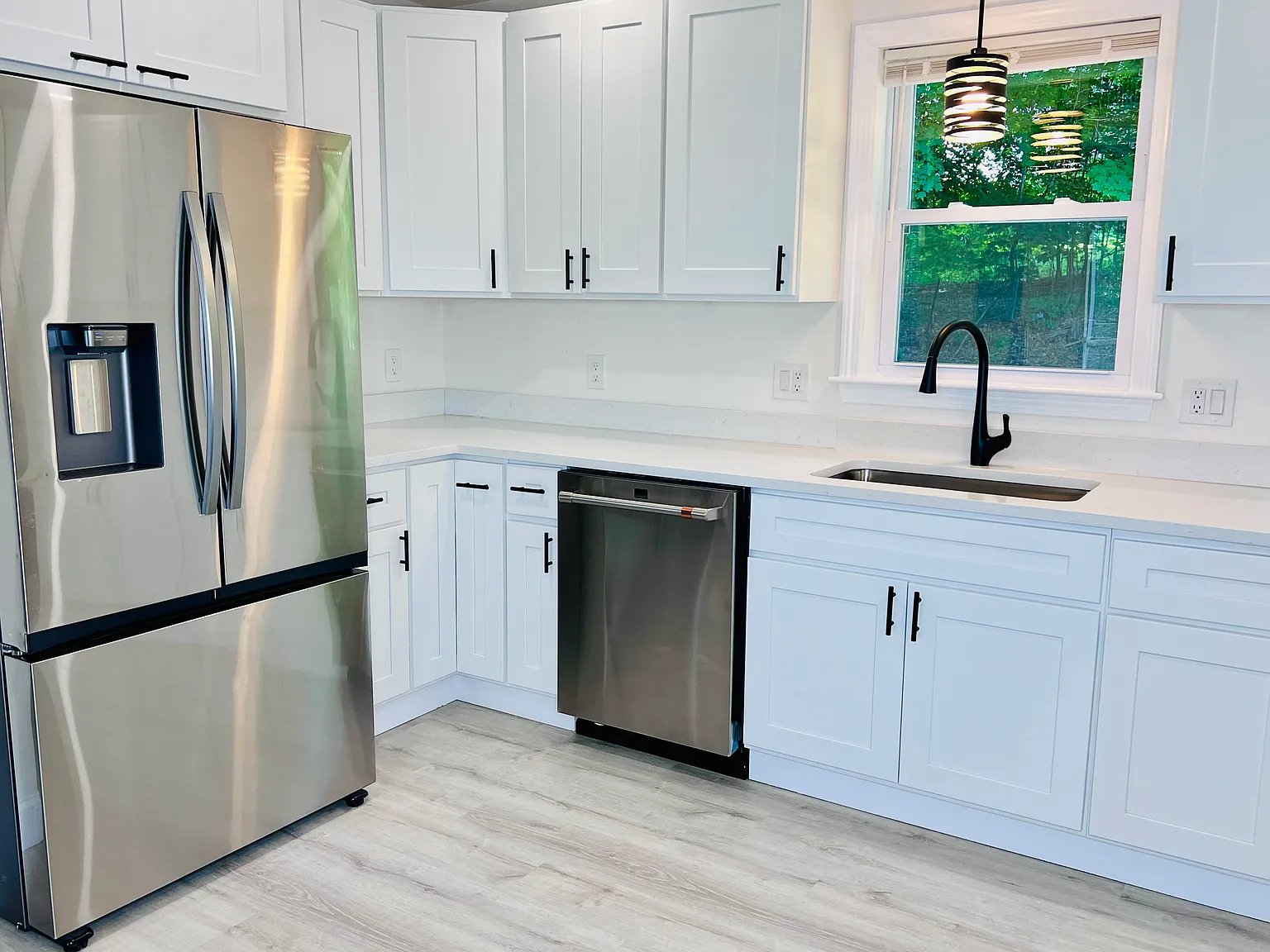4 bed, 2000 sqft, $2,800 — Photo 4