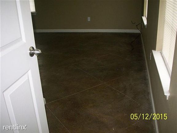 101_2930 (Large)