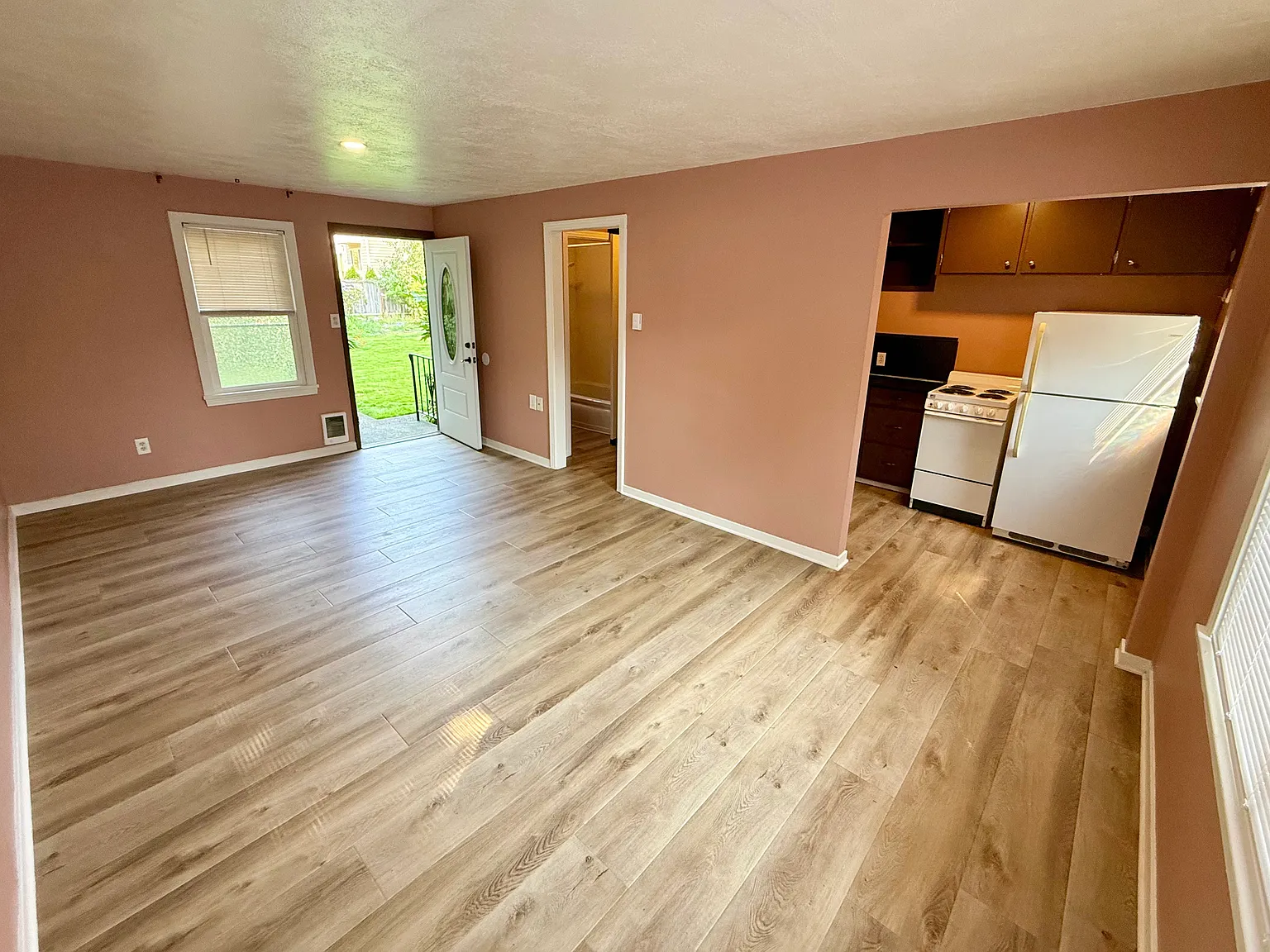 1 bed, 1.0 bath, 640 sqft, $1,650 — Photo 3
