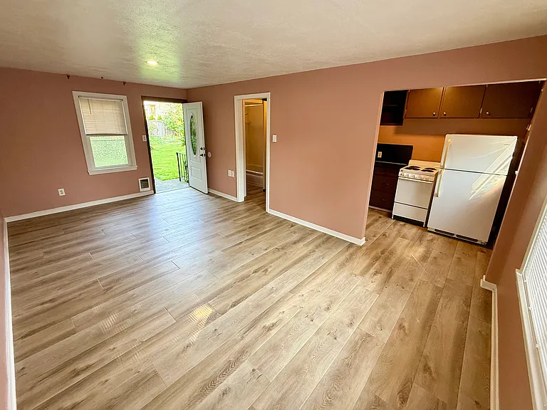 9620 Lake Steilacoom Dr SW #ADU — Photo 3