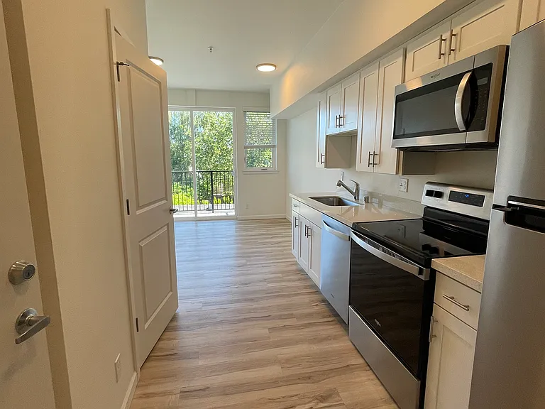 604 S Sheridan Ave #101 — Photo 1