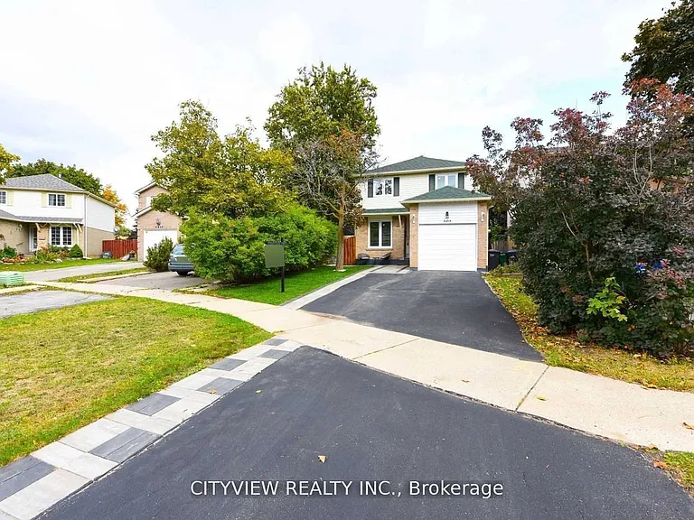 6459 Tisler Cres — Photo 1