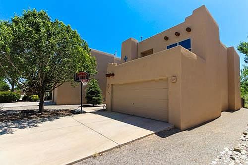 1st image of 6008 Riverwalk Dr NW