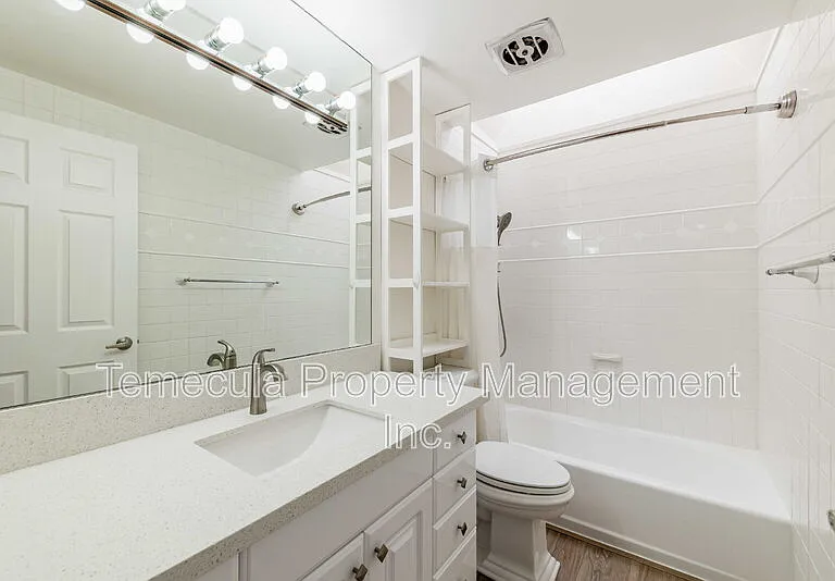 2655 Loring St — Photo 15