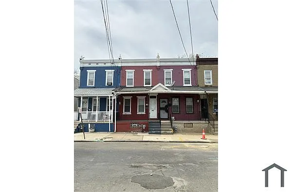Building Photo - 717 N 9th St