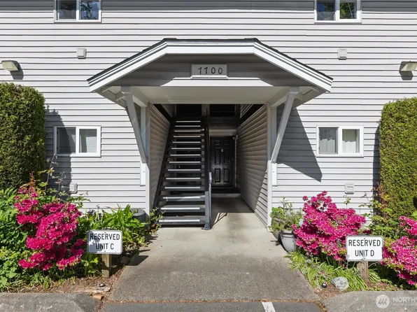 7700 196th Street SW #C, Edmonds, WA 98026