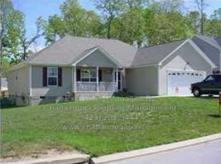 8118 Zoe Dr, Ooltewah, TN 37363