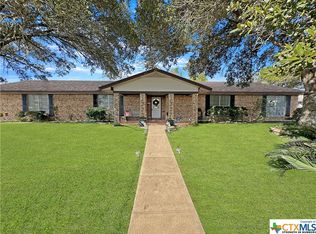 401 E Anderson St, Schulenburg, TX 78956